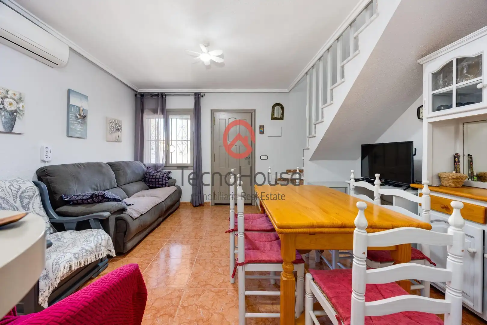 Casa adosada en venta en Orihuela con Aire acondicionado, Jardín privado y Amueblado