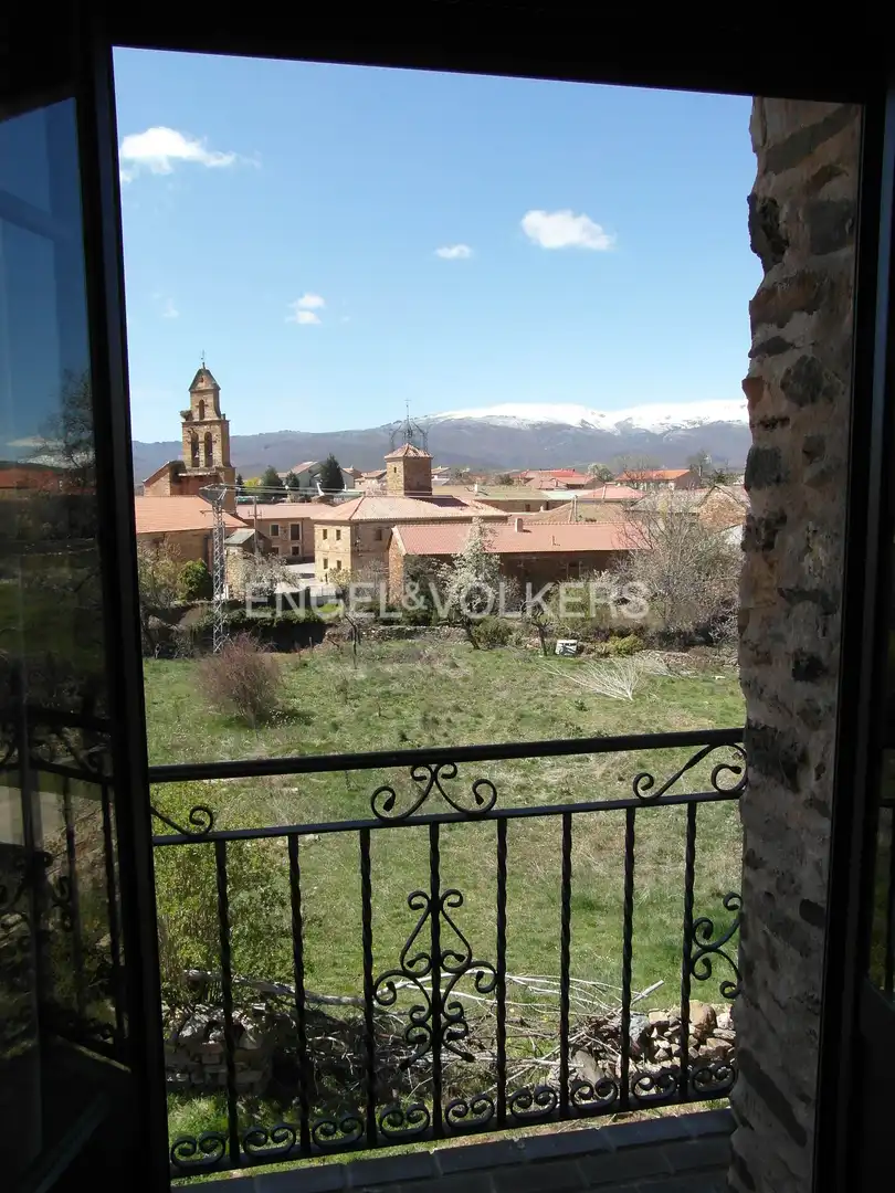 Exterior view of Country homes for sale in Luyego  with Heating, Terrace and Furnished
