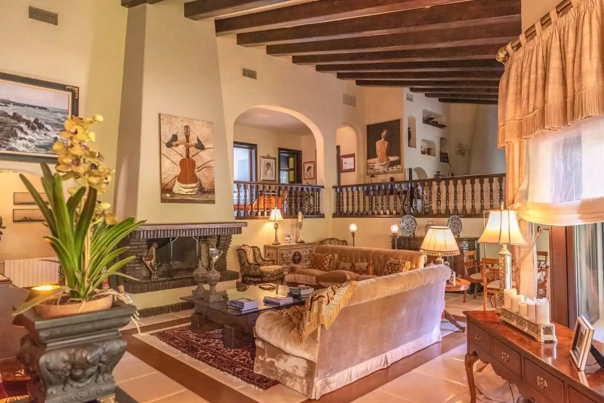 Chalet con piscina en venta en Calahonda, imagen 6
