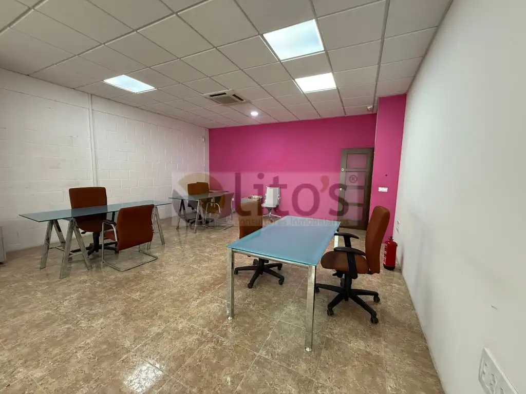 Büro zur Miete in Dos Hermanas