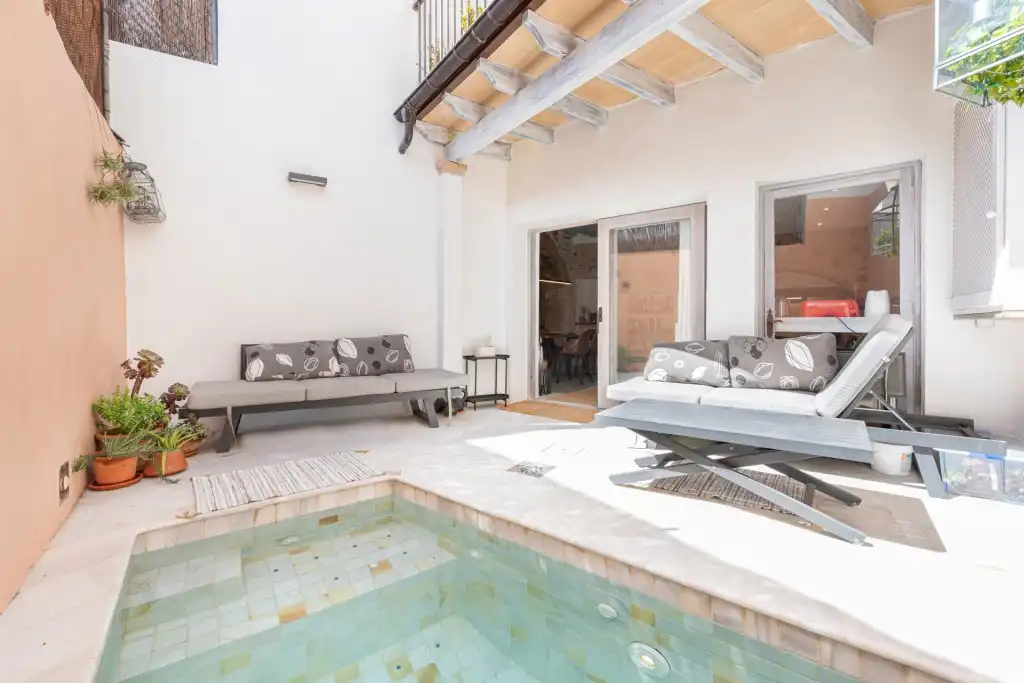 Piscina de Finca rústica en venta en Pollença con Aire acondicionado, Calefacción y Terraza