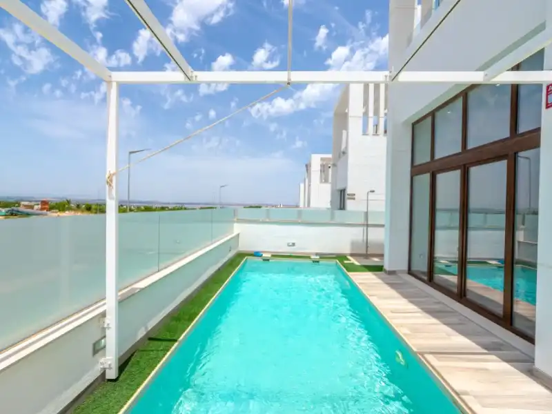 Detached house with terrace for sale in Los Balcones - Los Altos, imagen 4