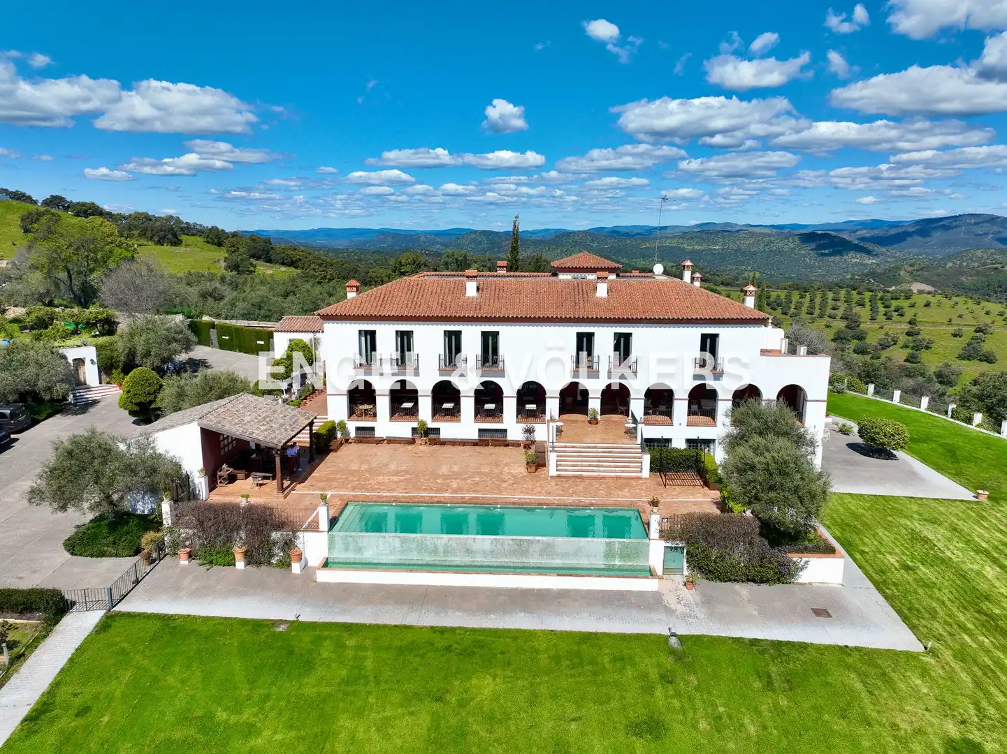 Vista exterior de Casa o chalet en venta en Zufre con Aire acondicionado, Calefacción y Jardín privado