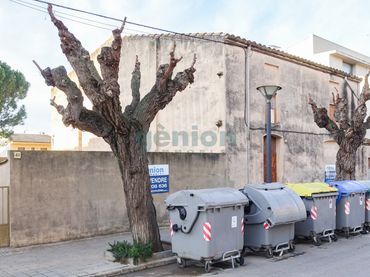 Residential land for sale in Carrer Figueres 45