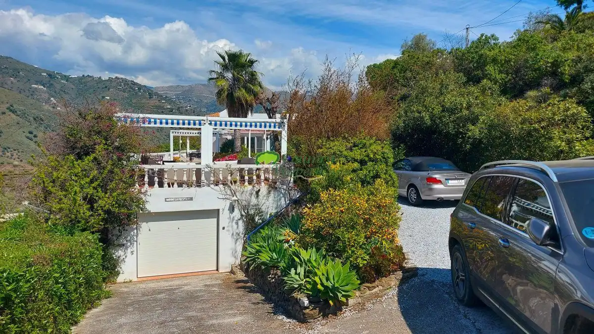 Vista exterior de Finca rústica en venta en Torrox con Aire acondicionado, Calefacción y Jardín privado