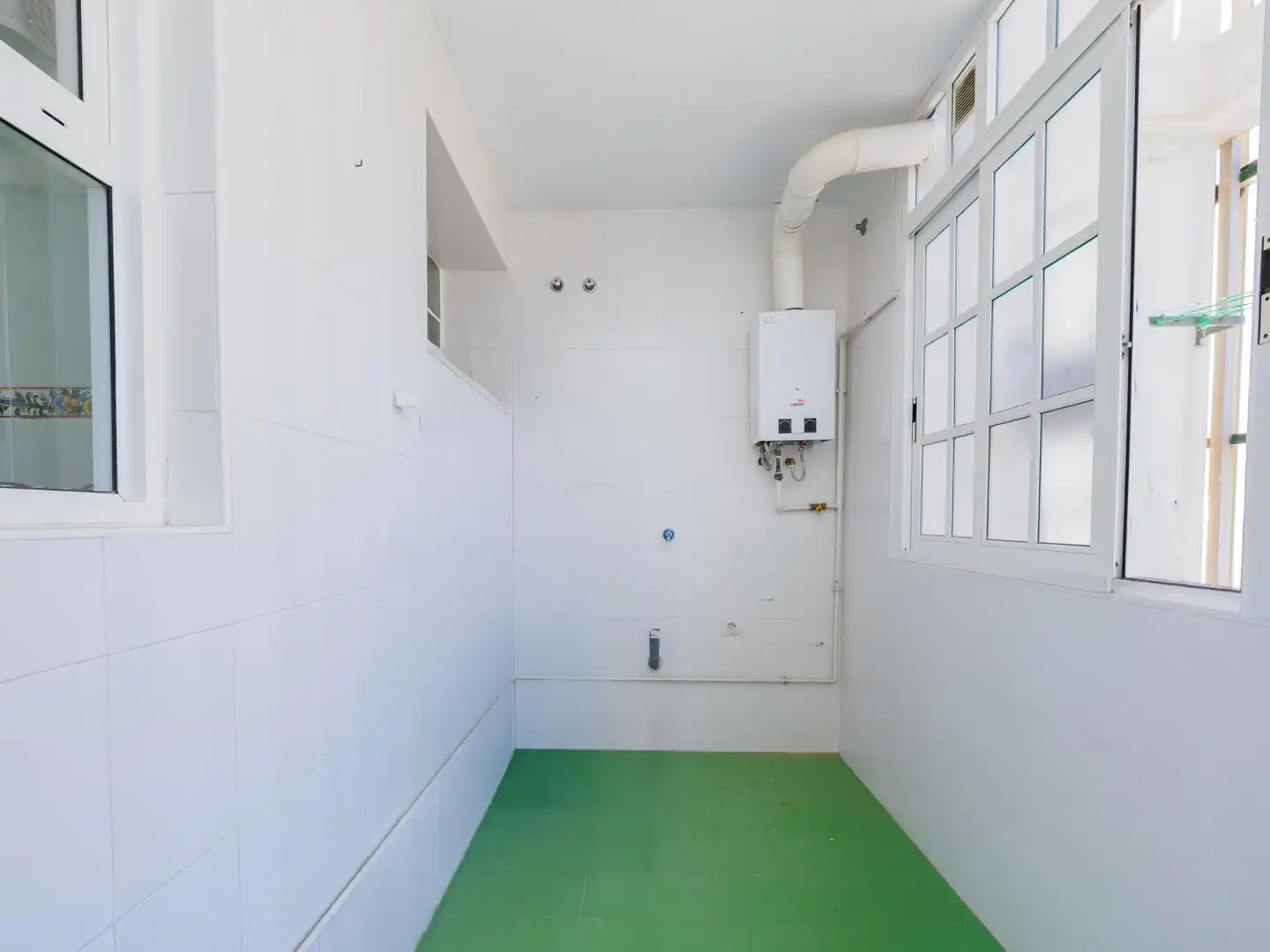 Piso en venta en Málaga con Jardín privado, Terraza y Trastero