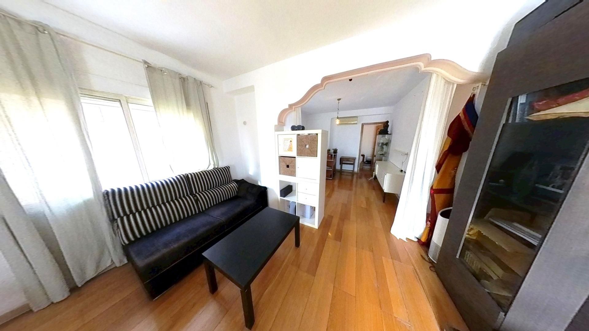 Living room of Flat for sale in Mislata  with Air Conditioner and Parquet flooring