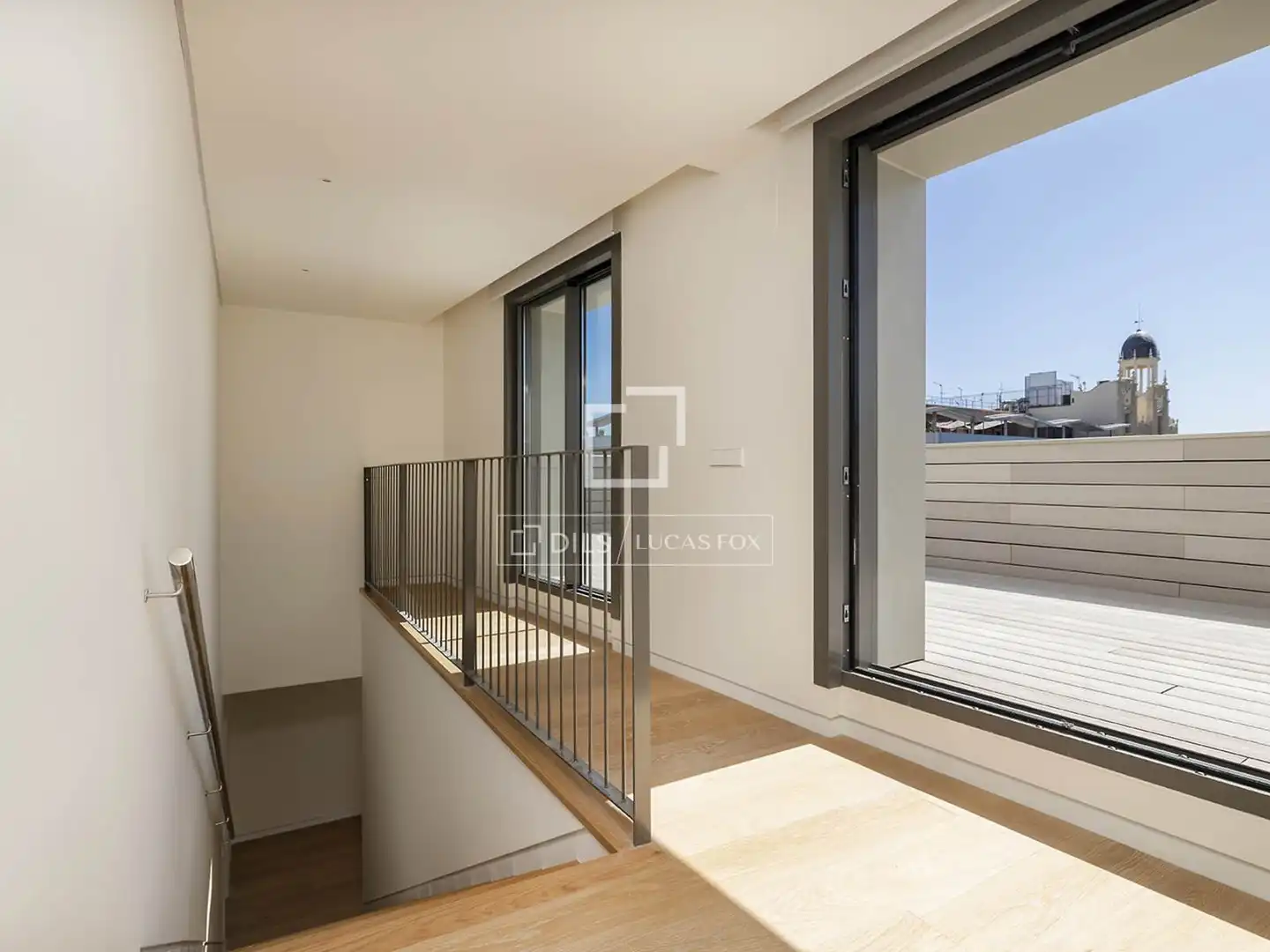 Exterior view of Attic for sale in Barcelona  with Air Conditioner, Terrace and Swimming Pool