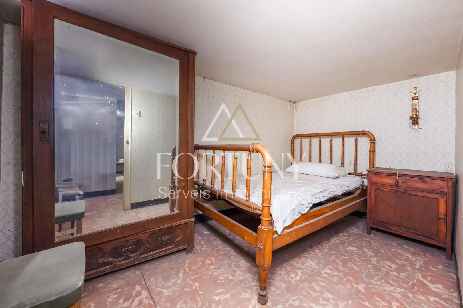 Edificio en venta en TORRES JORDI, L'Espluga de Francolí
