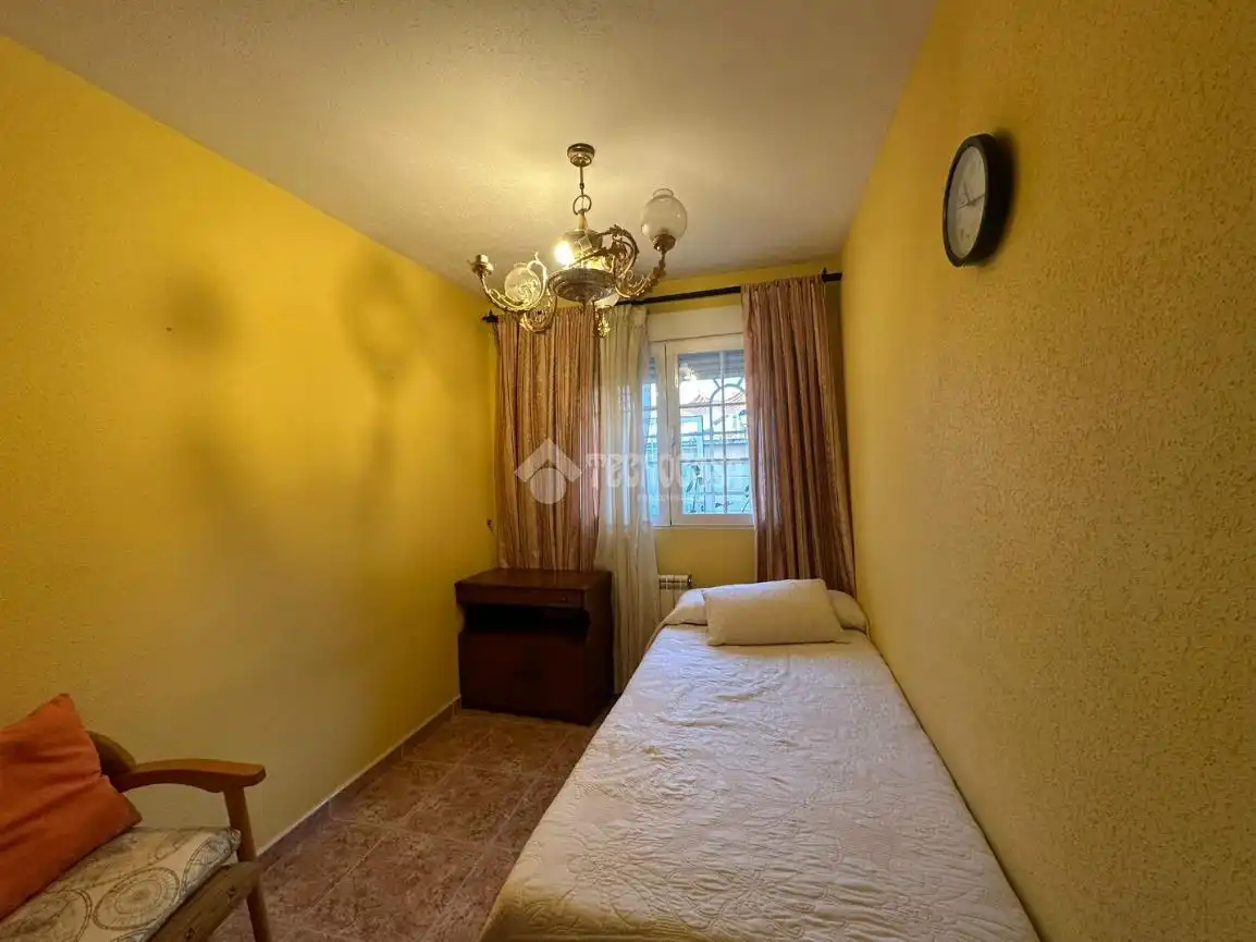 Habitación de Casa adosada en venta en Brunete