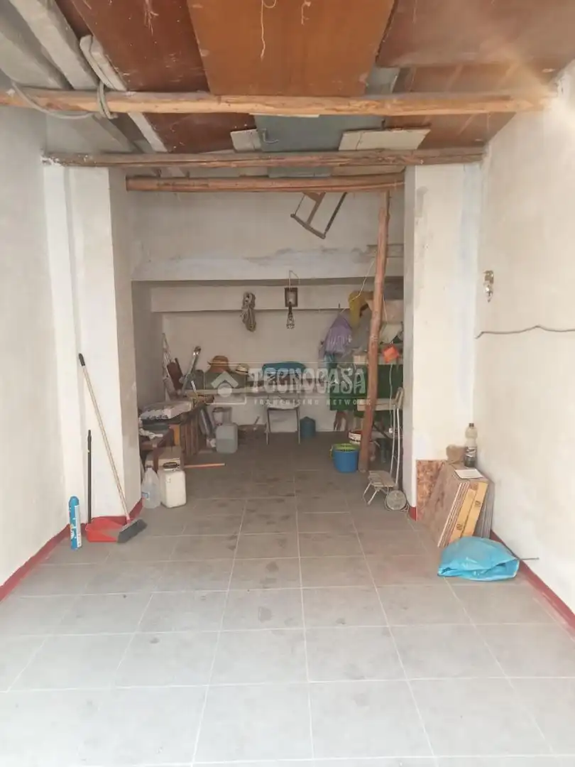 Local en venta en Granada