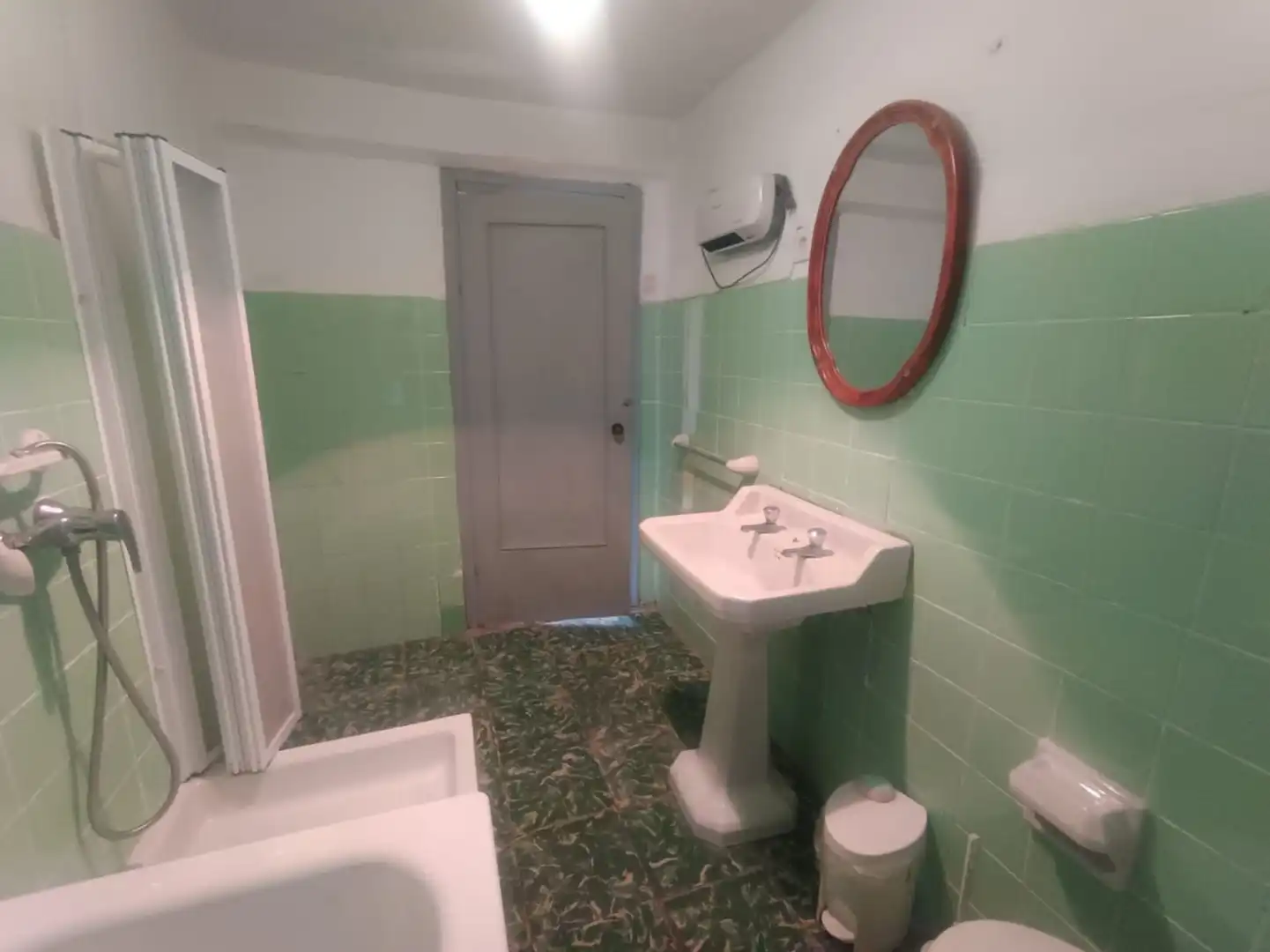 Baño de Casa o chalet en venta en Penagos con Jardín privado, Terraza y Amueblado