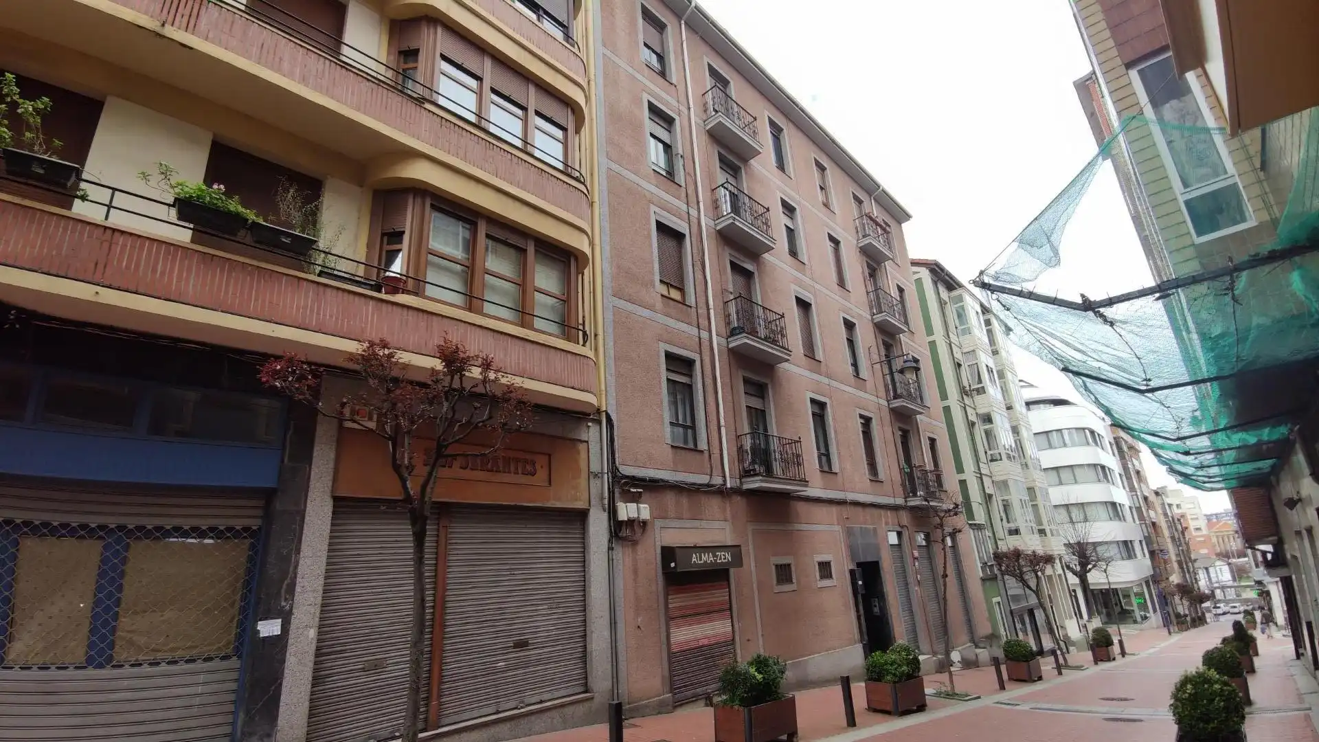 Flat for sale in Calle Portu 7