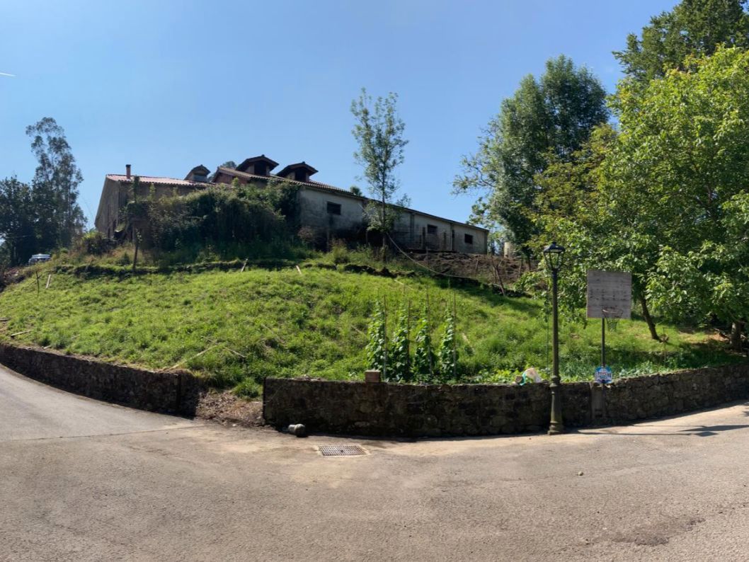 Residencial en venda en Valdáliga