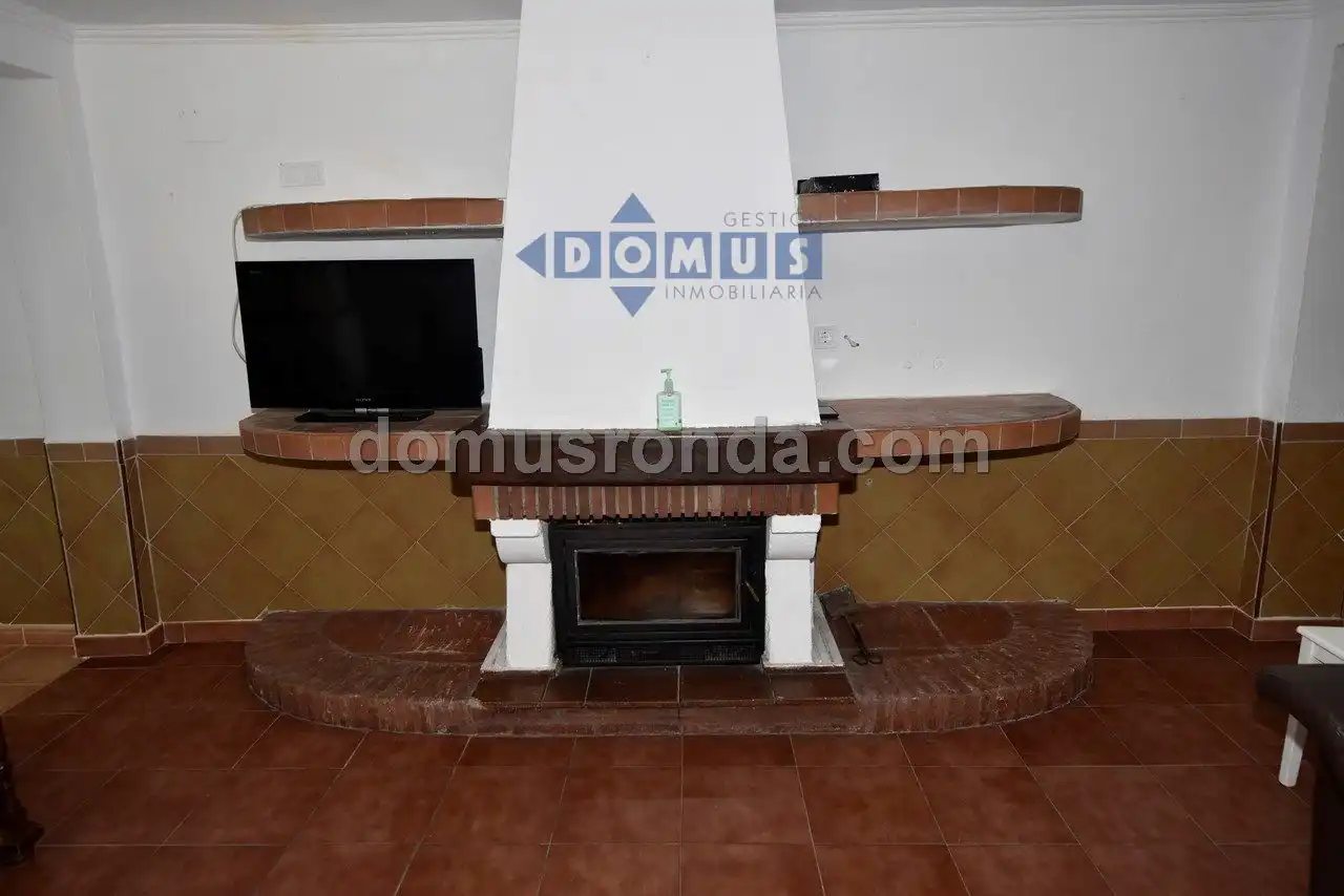 Sala de estar de Finca rústica de alquiler en Ronda con Aire acondicionado, Calefacción y Trastero