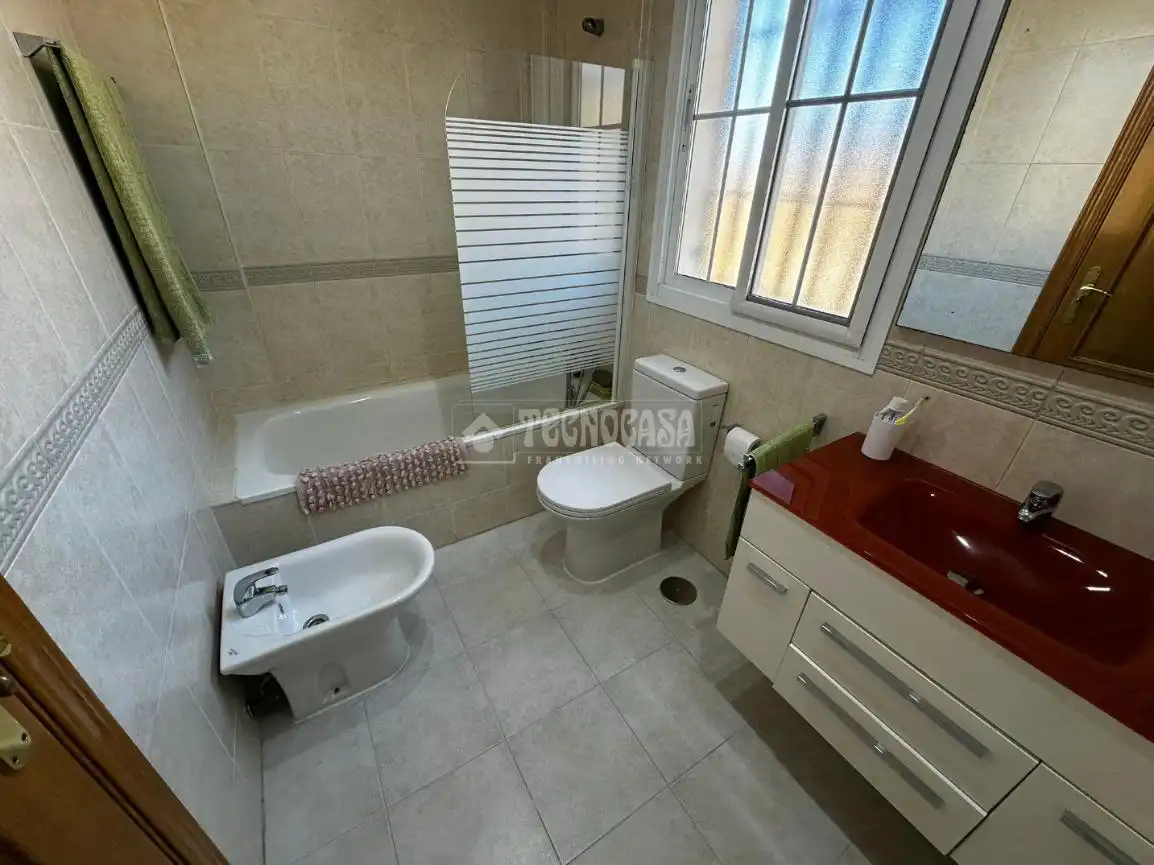 Baño de Casa adosada en venta en Málaga con Aire acondicionado, Jardín privado y Terraza