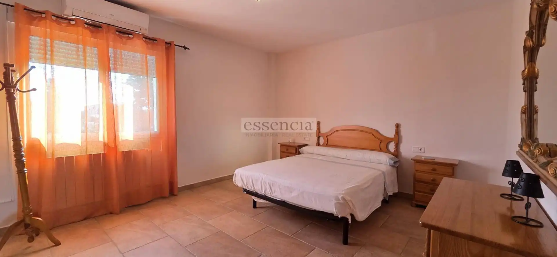 Bedroom of Houses for sale in Oliva  with Heating, Private garden and Terrace