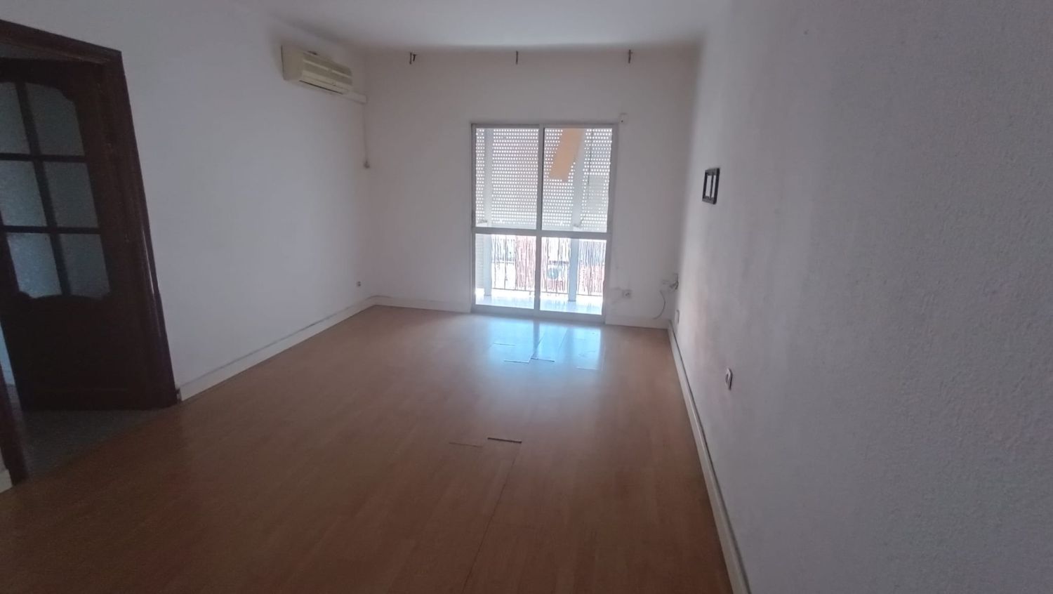 Flat for sale in  Sevilla Capital  with Terrace