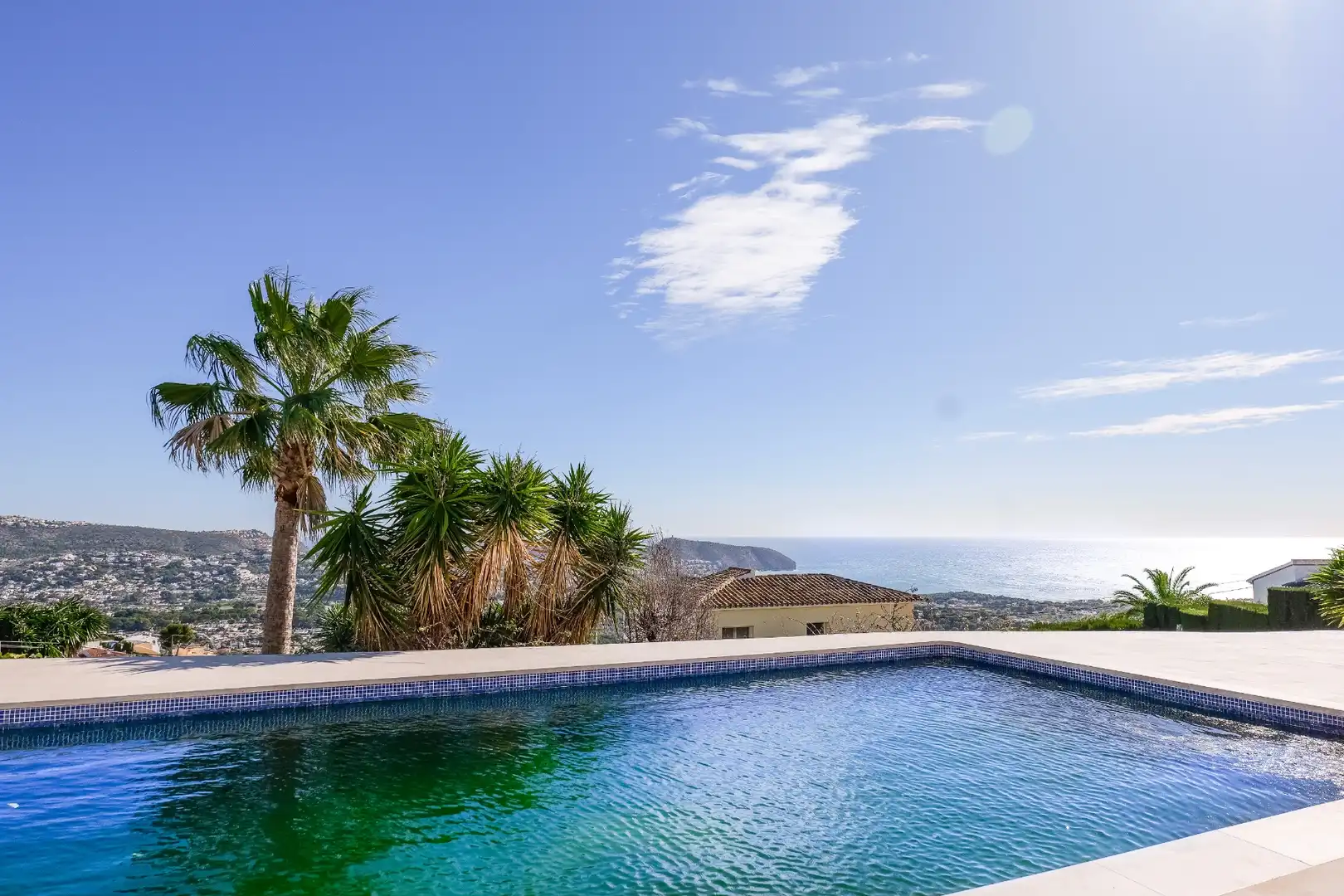 Swimming pool of Houses for sale in Moraira