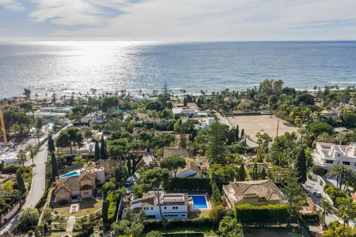 Chalet con piscina en venta en Calahonda, imagen 23