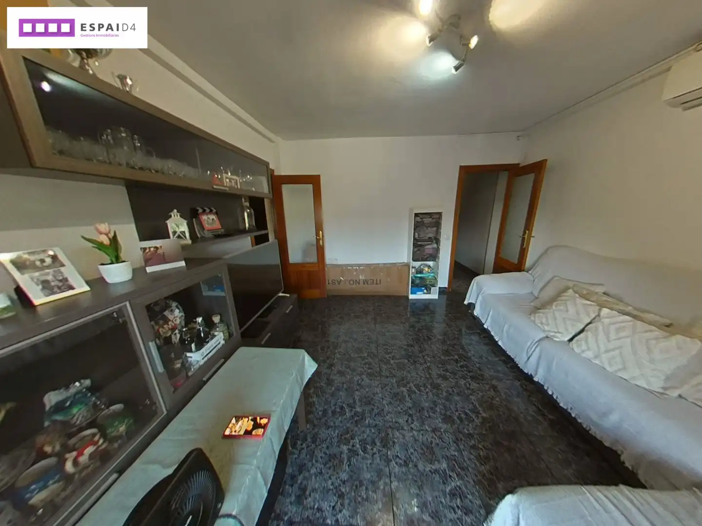 Sala de estar de Piso en venta en Ripollet con Calefacción y Balcón