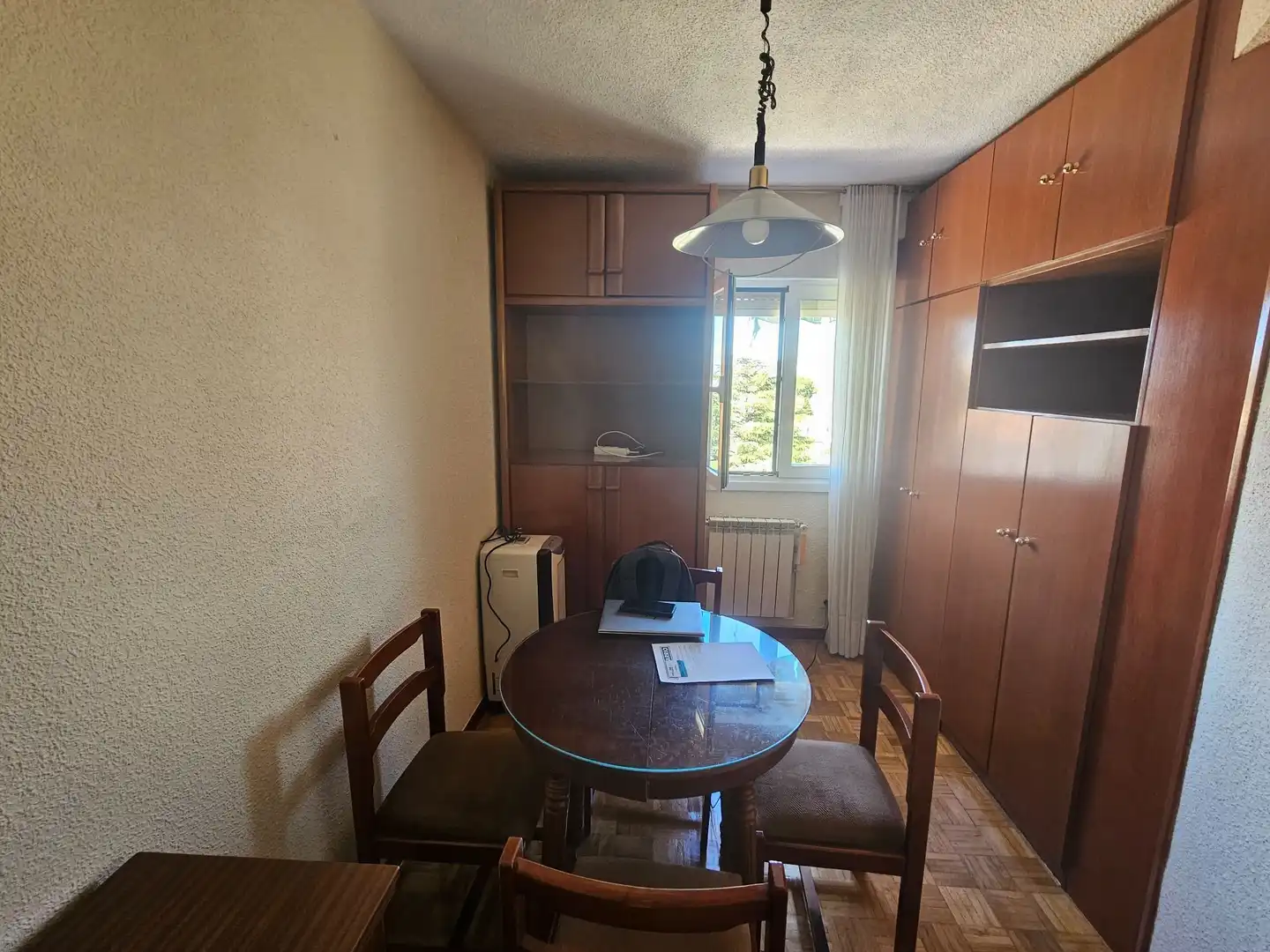 Comedor de Piso de alquiler en Madrid con Calefacción