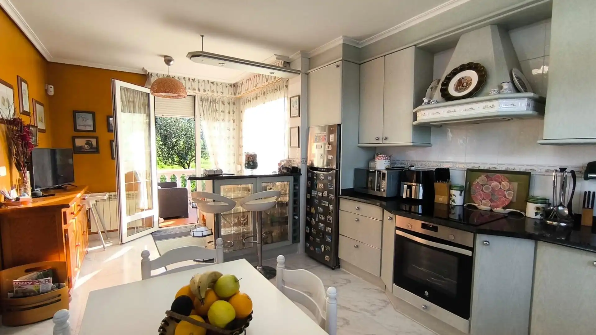 Cocina de Casa o chalet en venta en Santander con Calefacción, Jardín privado y Terraza
