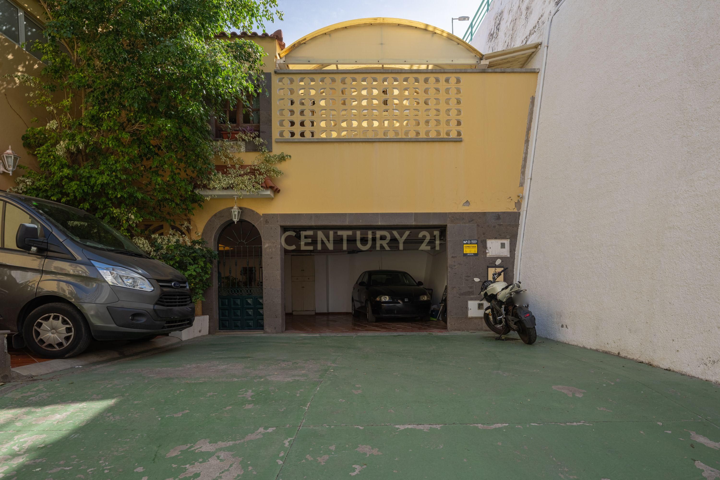 Casa o xalet en venda a Calle Rafael Mesa y López, 46, Schamann - Rehoyas