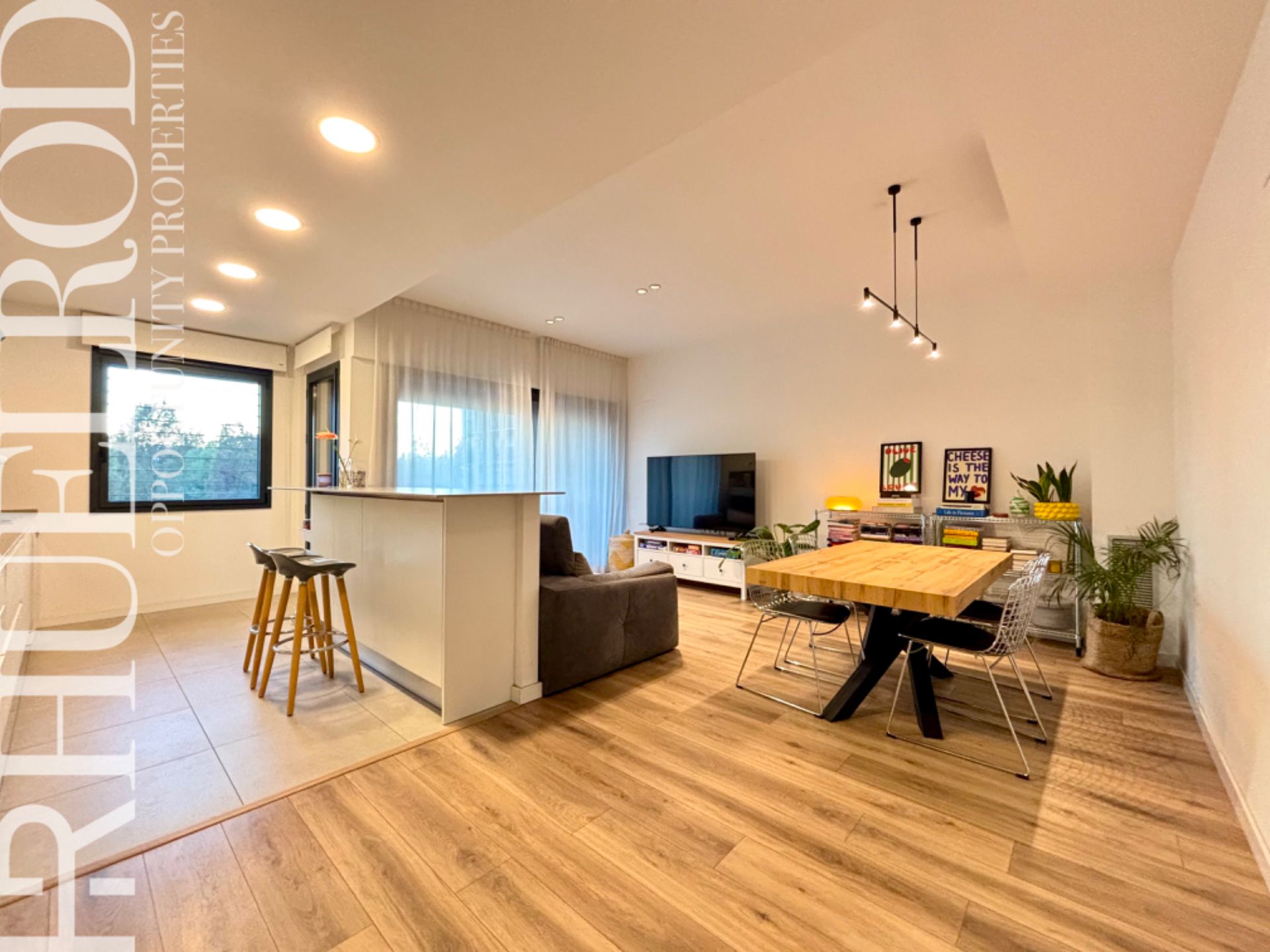 Living room of Planta baja for sale in Granollers  with Air Conditioner, Heating and Parquet flooring