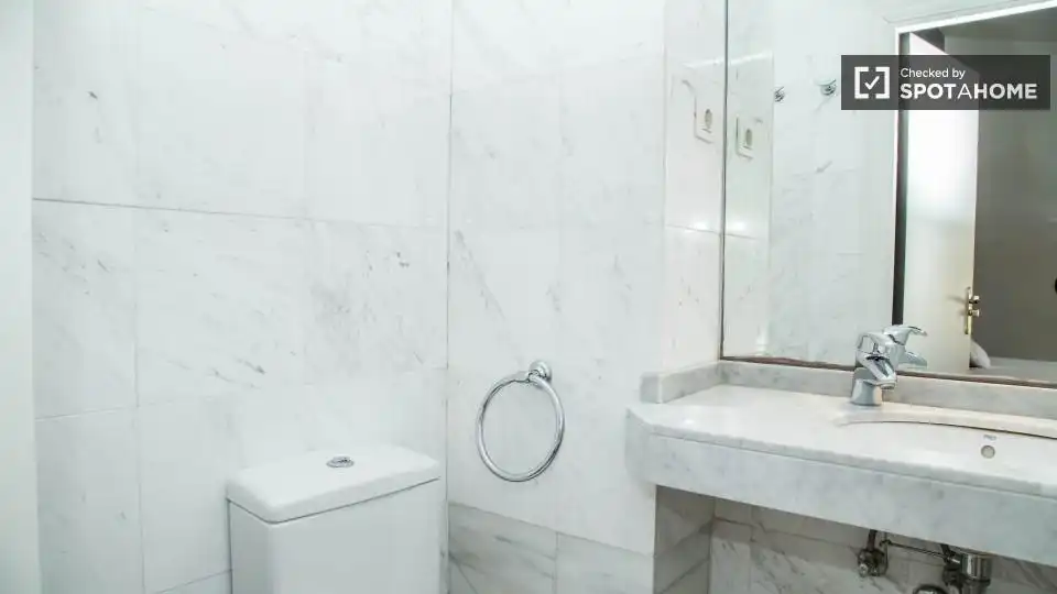 Flat with terrace to rent in Sarrià - Sant Gervasi, imagen 14