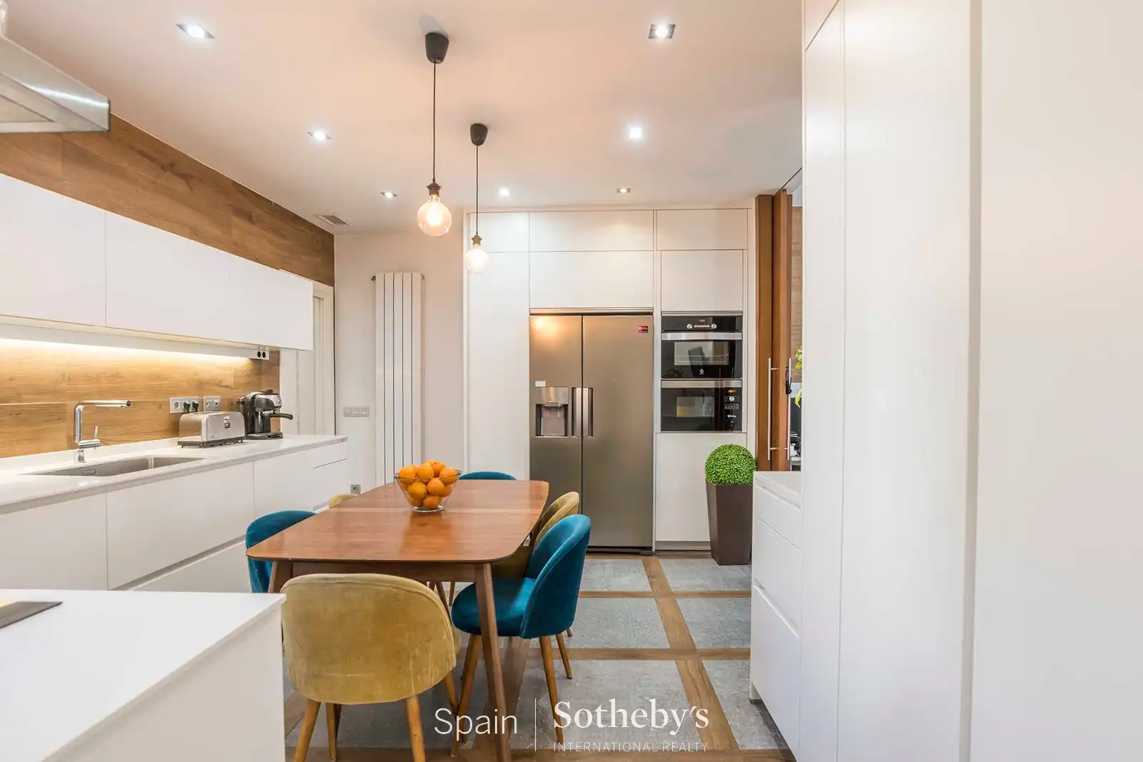 Cuina de Apartament en venda en Madrid amb Aire condicionat, Calefacció i Terrassa