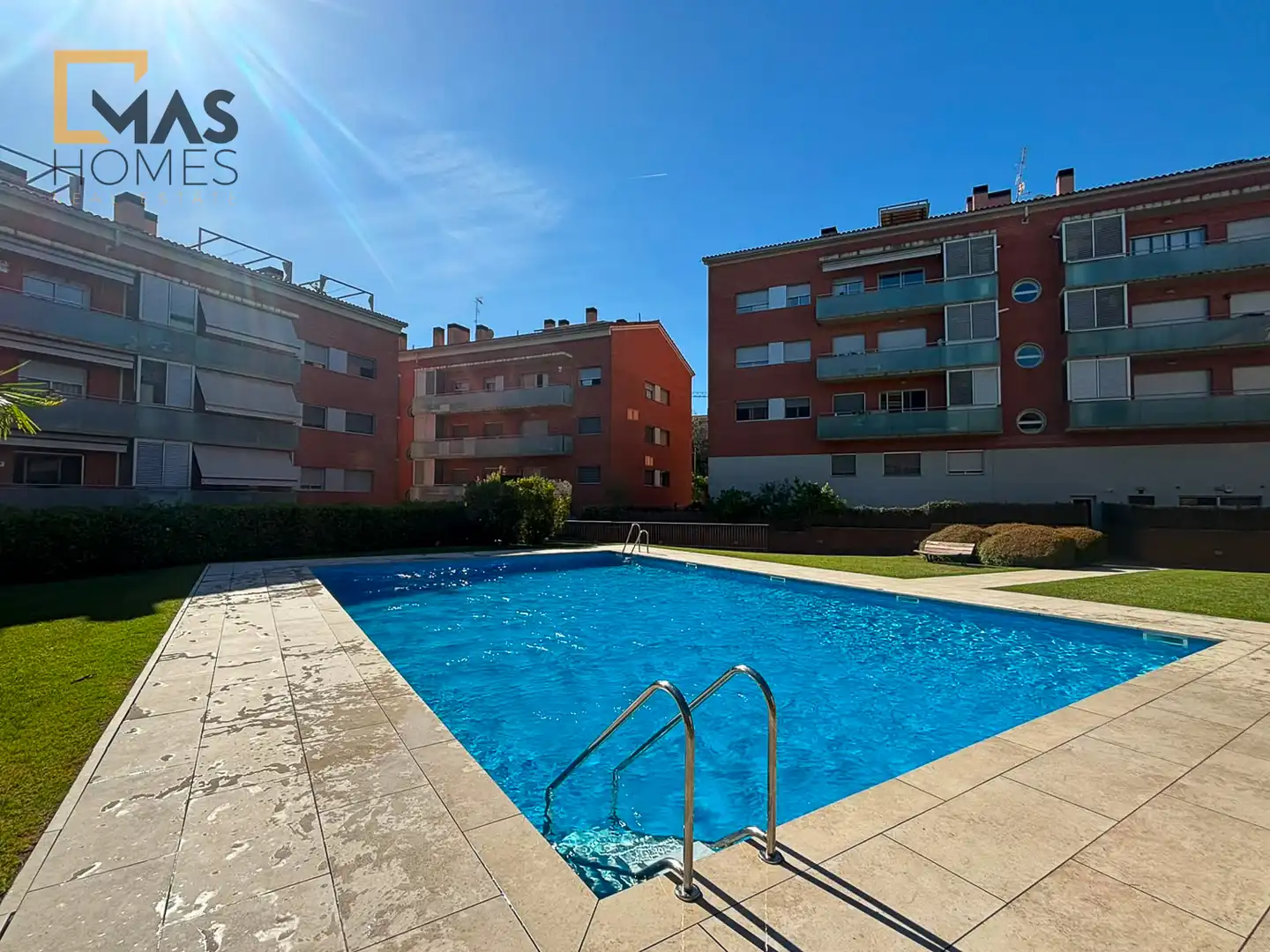 Piscina de Pis en venda en Rubí amb Aire condicionat, Calefacció i Balcó
