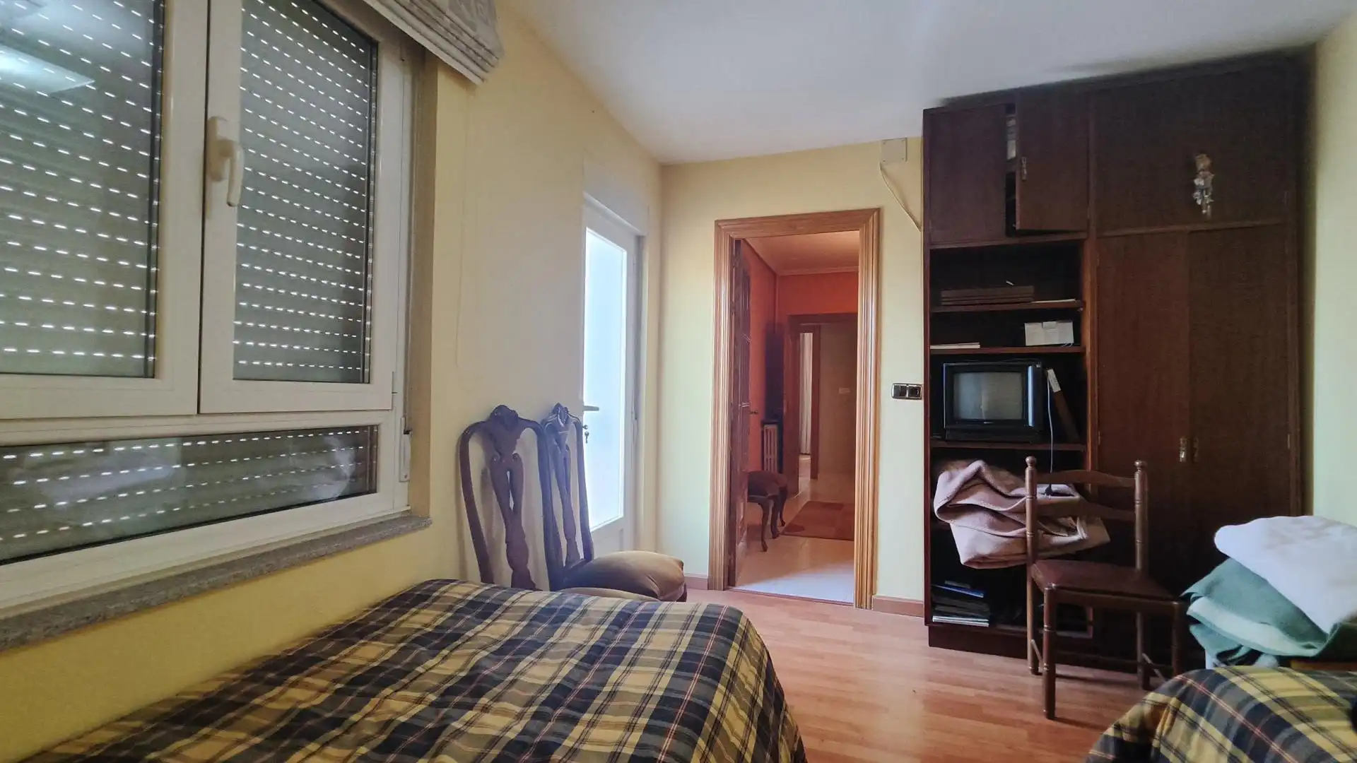 Habitación de Casa o chalet en venta en León Capital  con Calefacción y Terraza