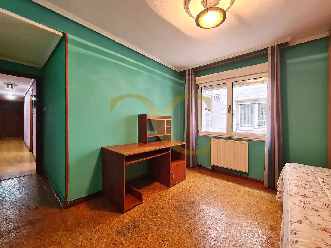 Flat for sale in Calle Orellana, La Calzada