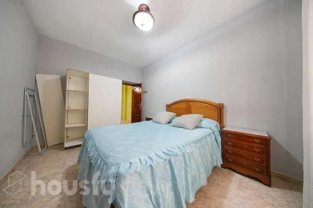 Piso con ascensor en venta en Calle la Chulapona ., imagen 10