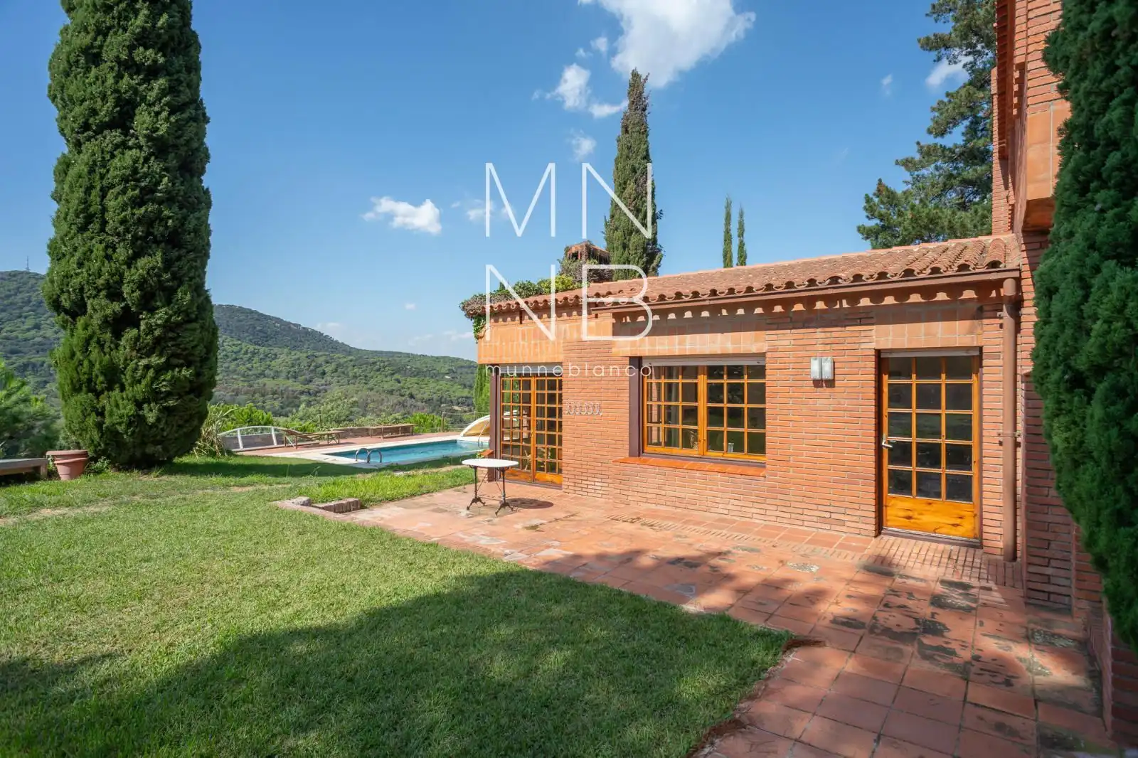 Garten von Haus oder Chalet zur Miete in Òrrius mit Heizung, Schwimmbad und Möbliert
