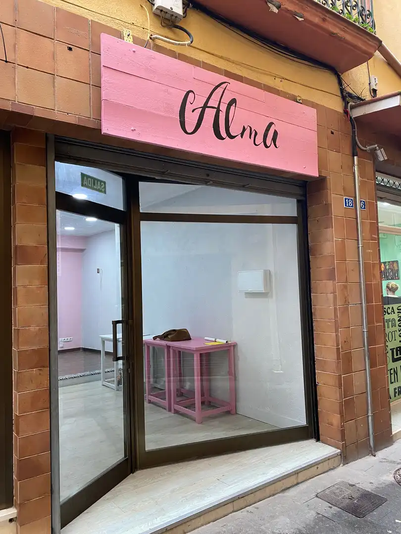 Local de lloguer a Carrer de la Verge Maria, 18, Centre