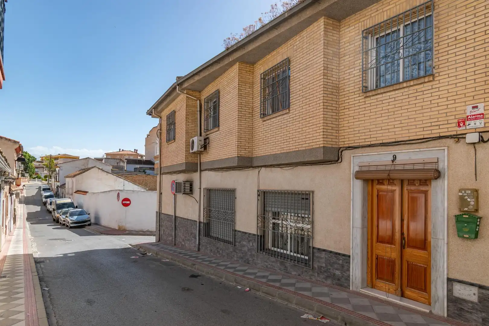 Vista exterior de Casa o xalet en venda en Atarfe amb Aire condicionat, Terrassa i Traster
