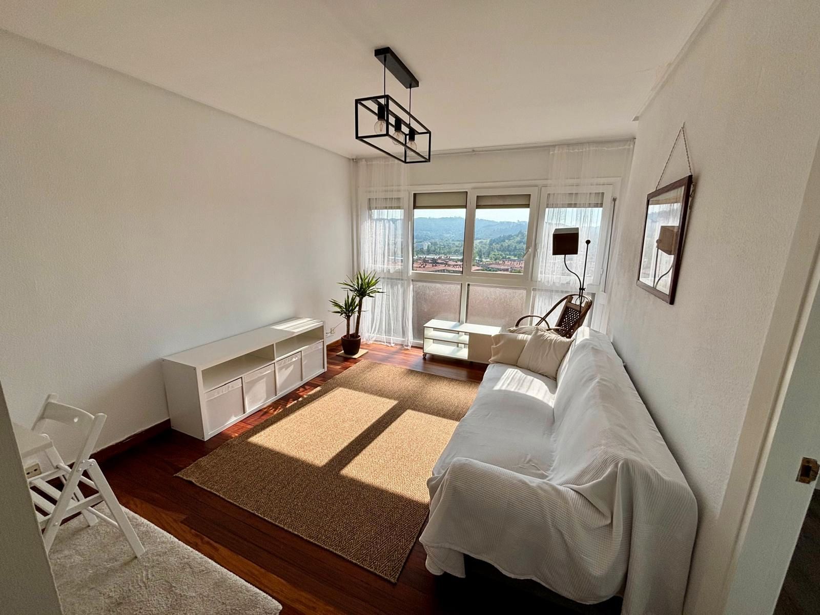 Living room of Apartment for sale in Getxo   with Heating, Oven and Washing machine