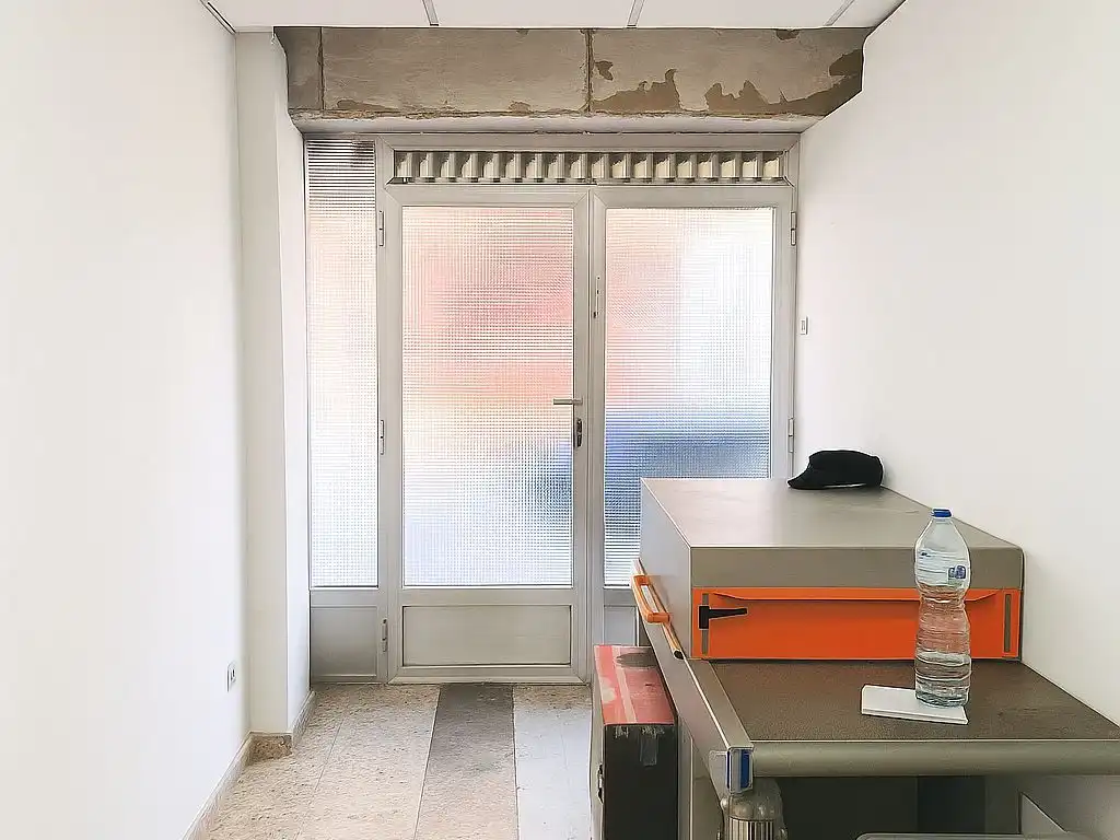 Commercial properties for sale in Valencia  with Alarm