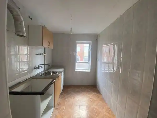 Cocina de Piso en venta en Santibáñez de la Peña