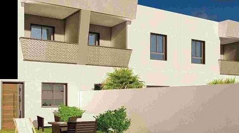 Foto 2 de Casa adosada en venta en Zona Norte - Hospital - Urbanizaciones, Plasencia