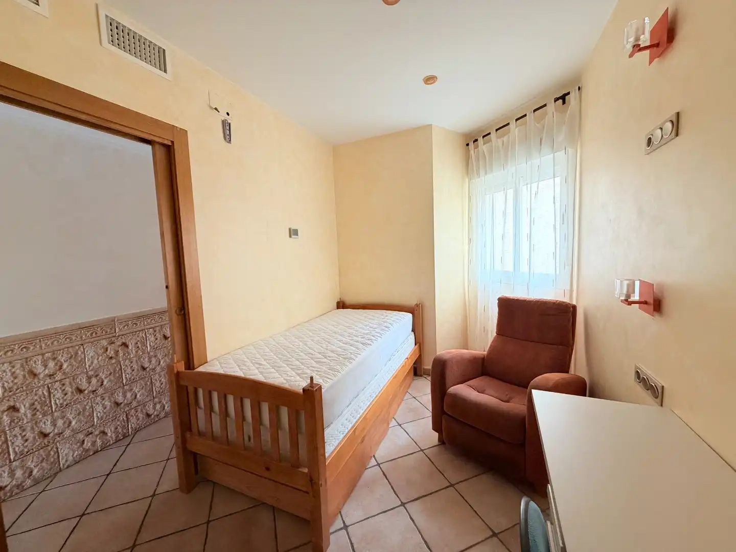 Apartament amb balcó en venda a Casco Antiguo, imagen 11
