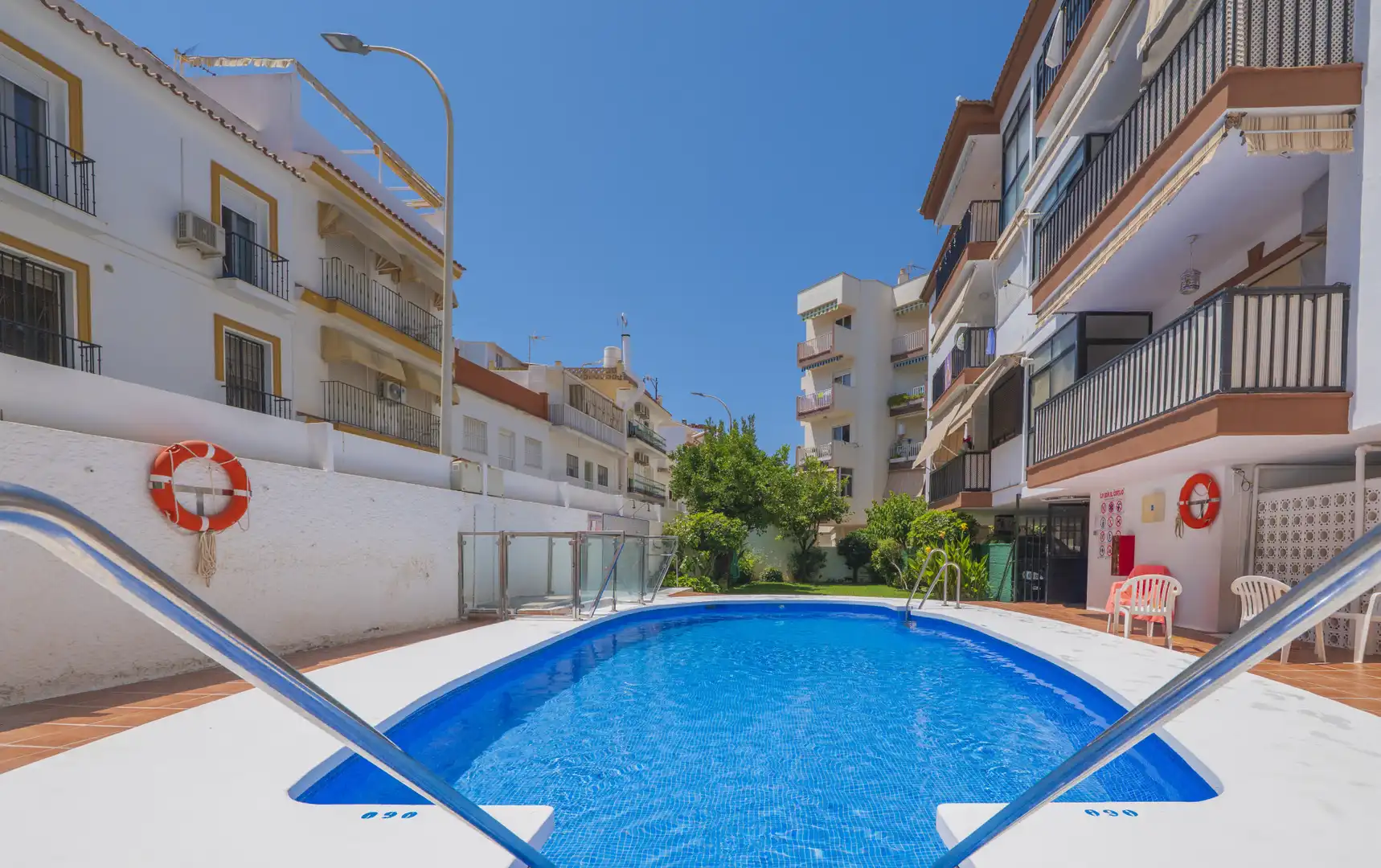 Piscina de Ático en venta en Torremolinos con Aire acondicionado, Calefacción y Terraza