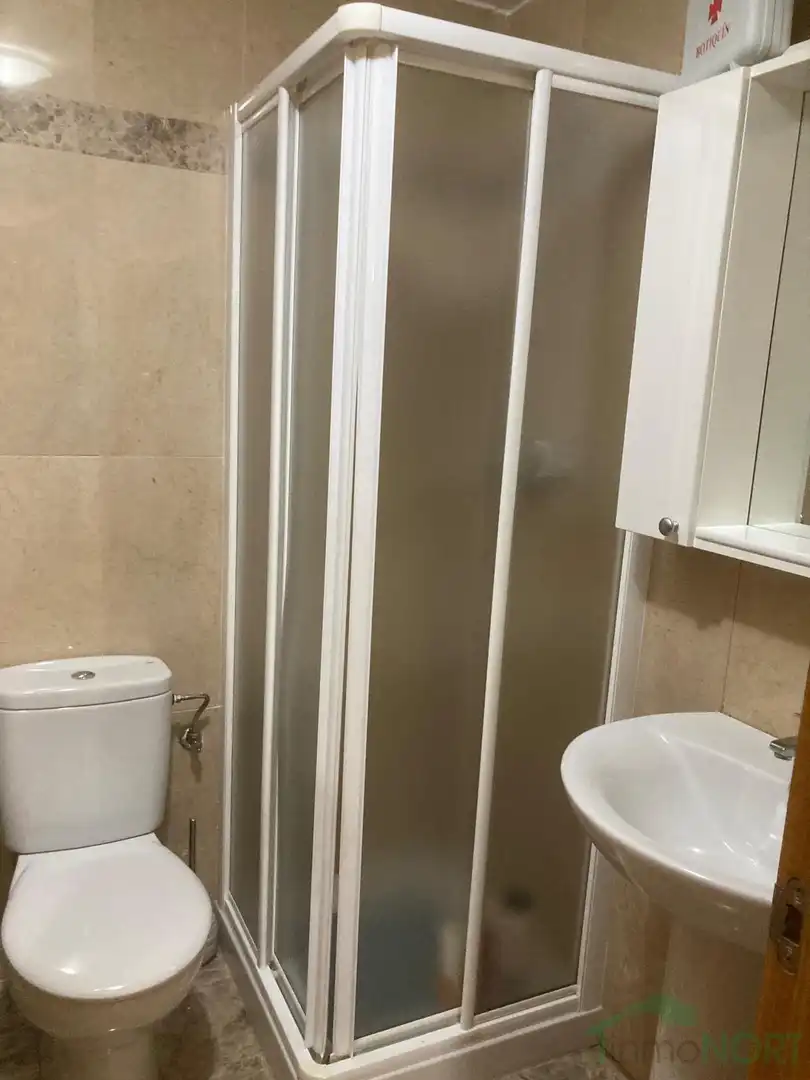 Bany de Pis en venda en La Manga del Mar Menor amb Aire condicionat, Calefacció i Terrassa