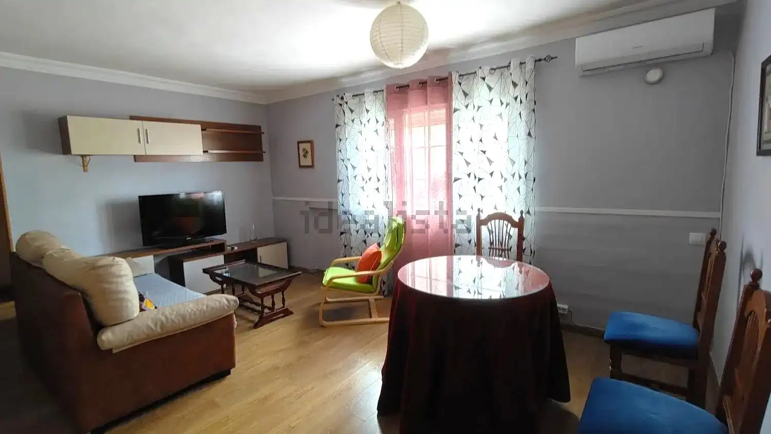 Wohnzimmer von Wohnung zur Miete in Cáceres mit Klimaanlage, Heizung und Möbliert