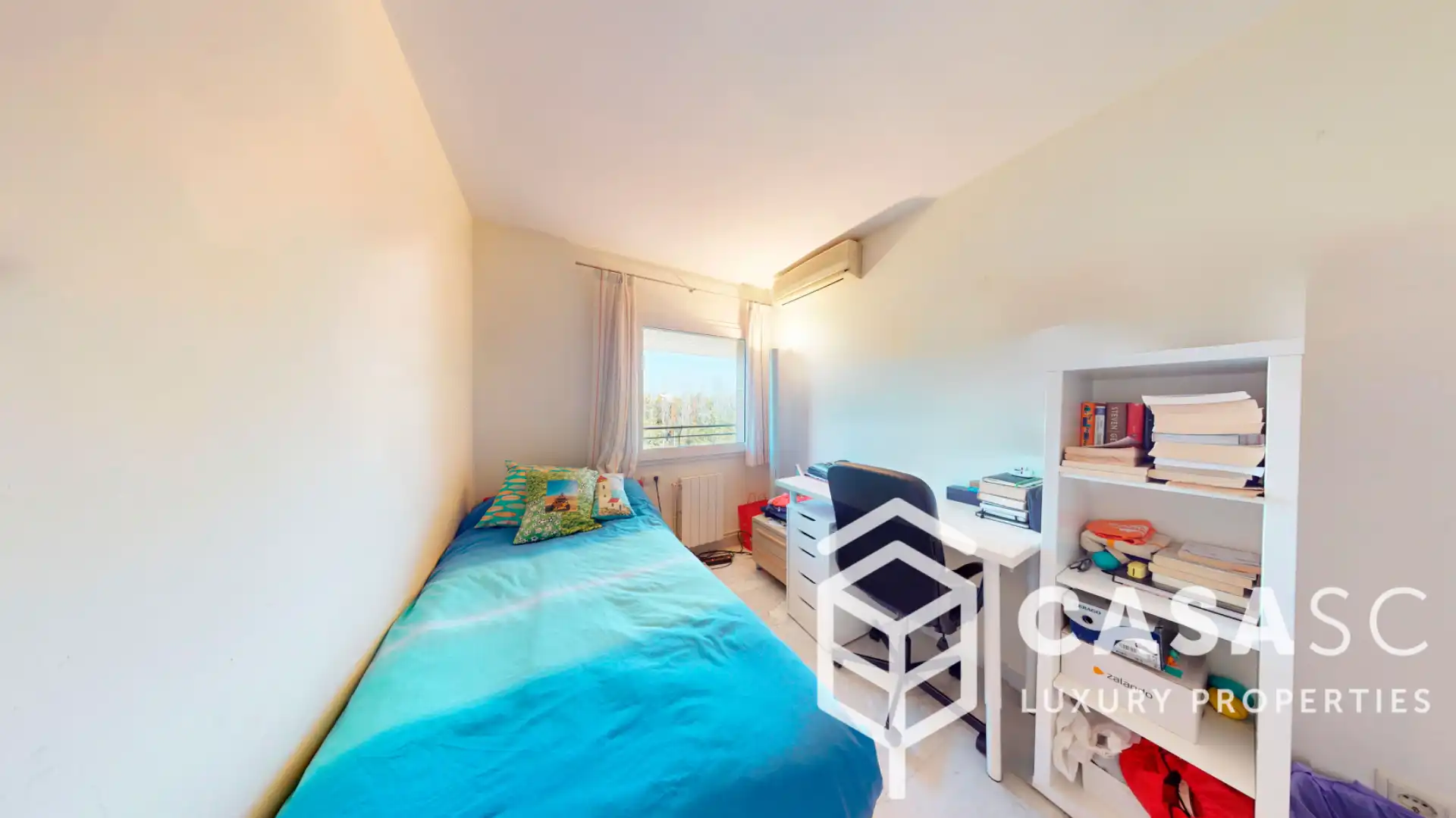 Bedroom of Attic for sale in Sant Cugat del Vallès  with Air Conditioner, Heating and Parquet flooring