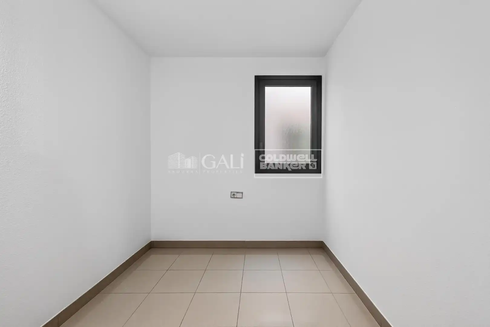 Piso de alquiler en Andorra la Vella con Calefacción, Terraza y Balcón
