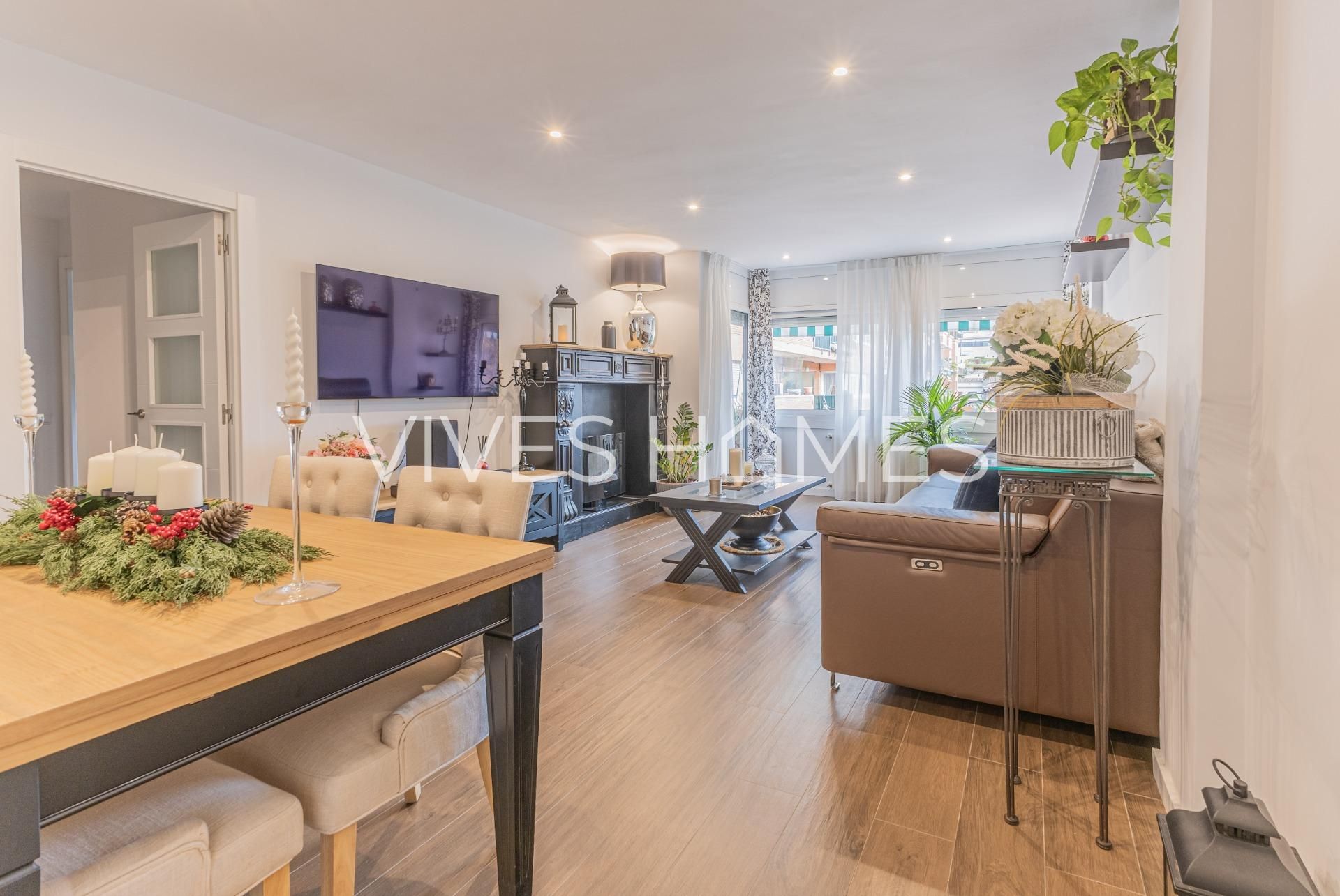 Living room of Flat for sale in Arenys de Mar  with Air Conditioner, Heating and Terrace