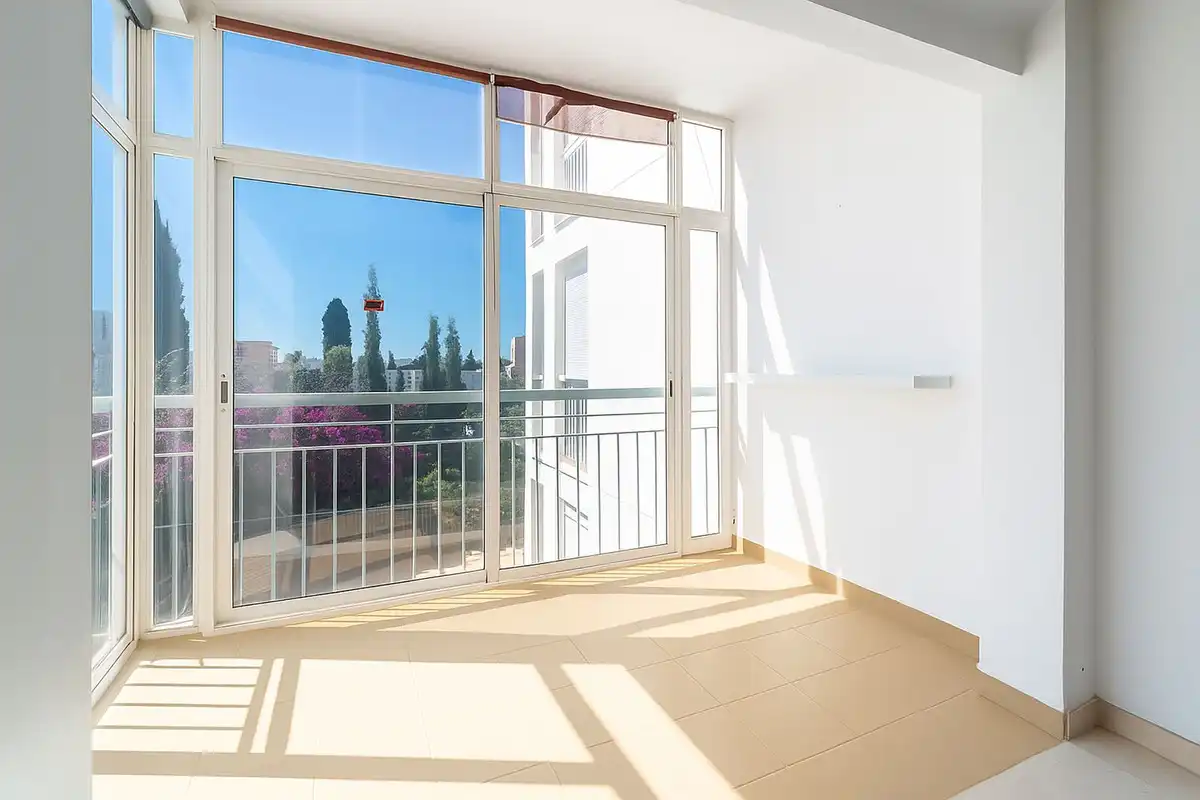 Terrasse von Wohnung zum Verkauf in Benalmádena mit Klimaanlage und Gemeinschaftspool